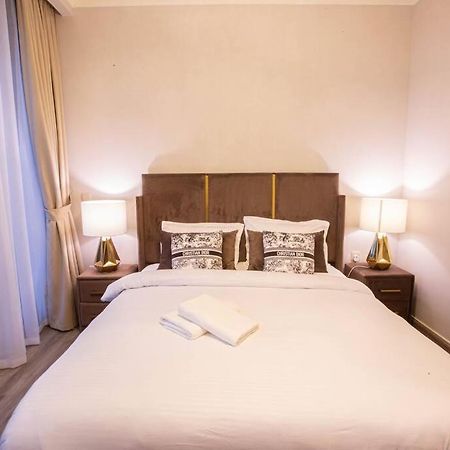 Magnificent 2 Bedroom With Stunning Burj Khalifa View Dubaï Extérieur photo