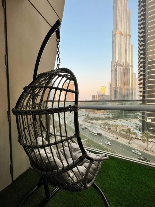 Magnificent 2 Bedroom With Stunning Burj Khalifa View Dubaï Extérieur photo